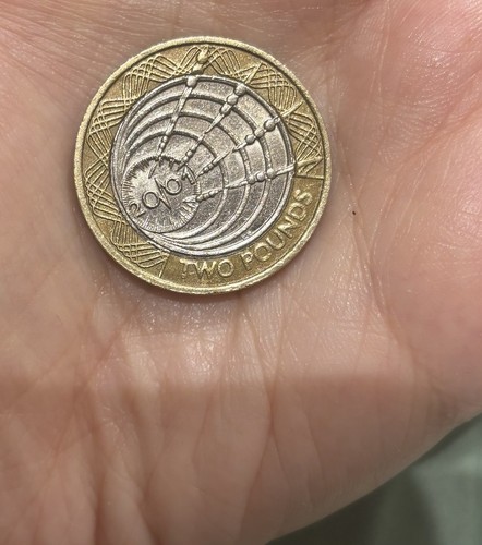 2001 two pound coin wireless - two,