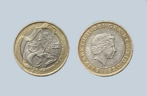 Rare 2002 coin - uk, £2