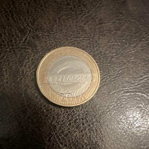 2013 two pounds london - pounds,