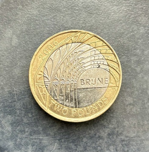Rare 2006 british - £2, two