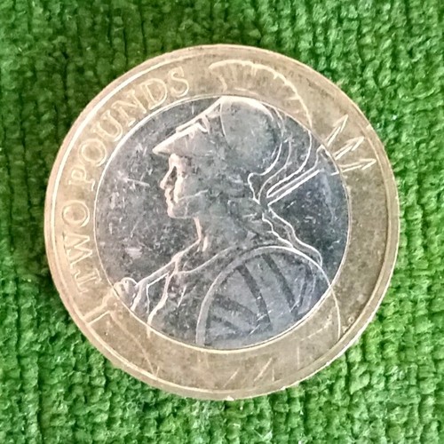 Coin two pounds - £2, uk