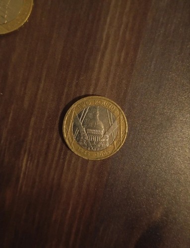 Rare collectable coin - rare, £2