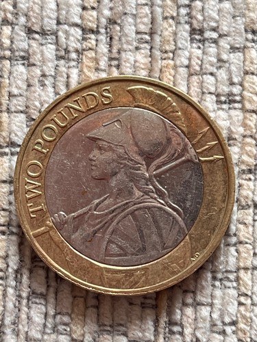 Rare coin queen elizabeth - £2,
